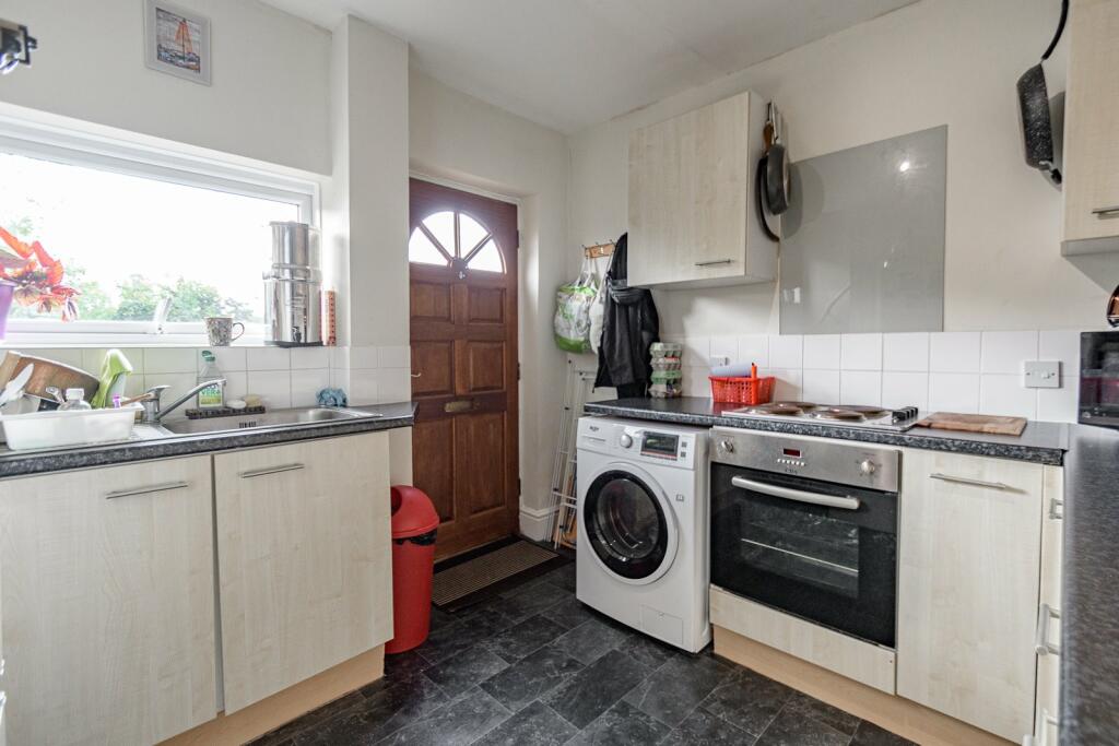 Additional property image - Watt Close, Bromsgrove, Worcestershire, B61