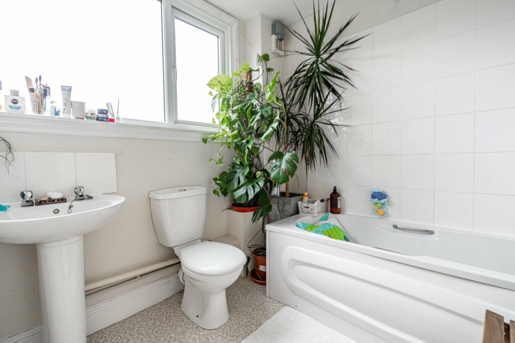 Additional property image - Watt Close, Bromsgrove, Worcestershire, B61