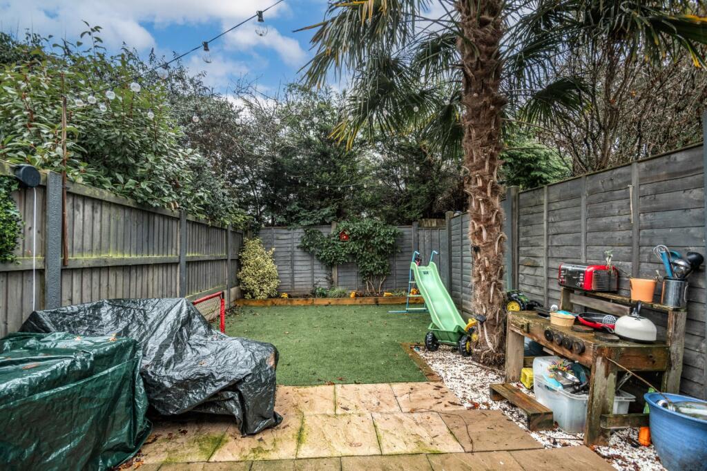Additional property image - Granary Road, Stoke Heath, Bromsgrove, Worcestershire, B60
