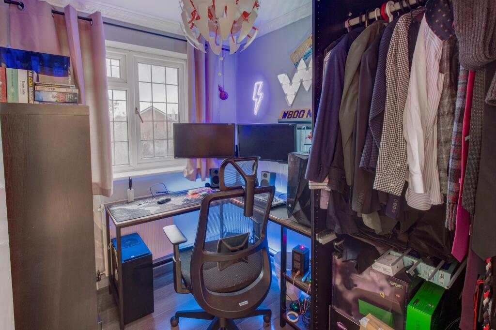 Additional property image - Roman Way, Bromsgrove, Worcestershire, B61