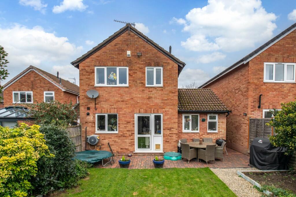 Additional property image - The Paddock, Stoke Heath, Bromsgrove, Worcestershire, B60