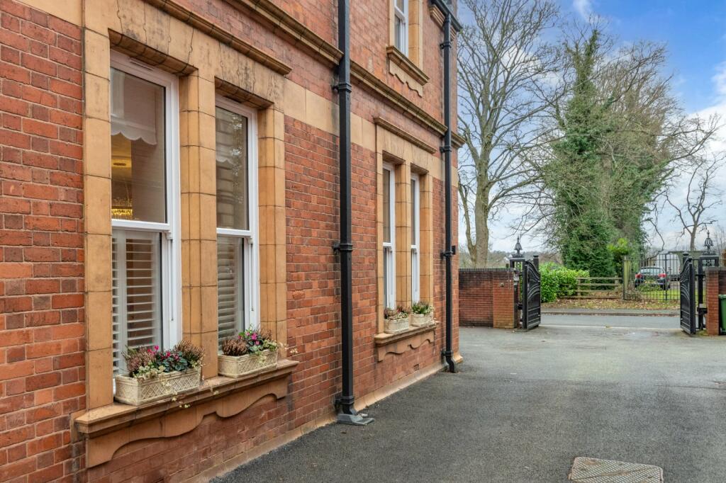 Additional property image - Barnsley Hall Road, Bromsgrove, Worcestershire, B61