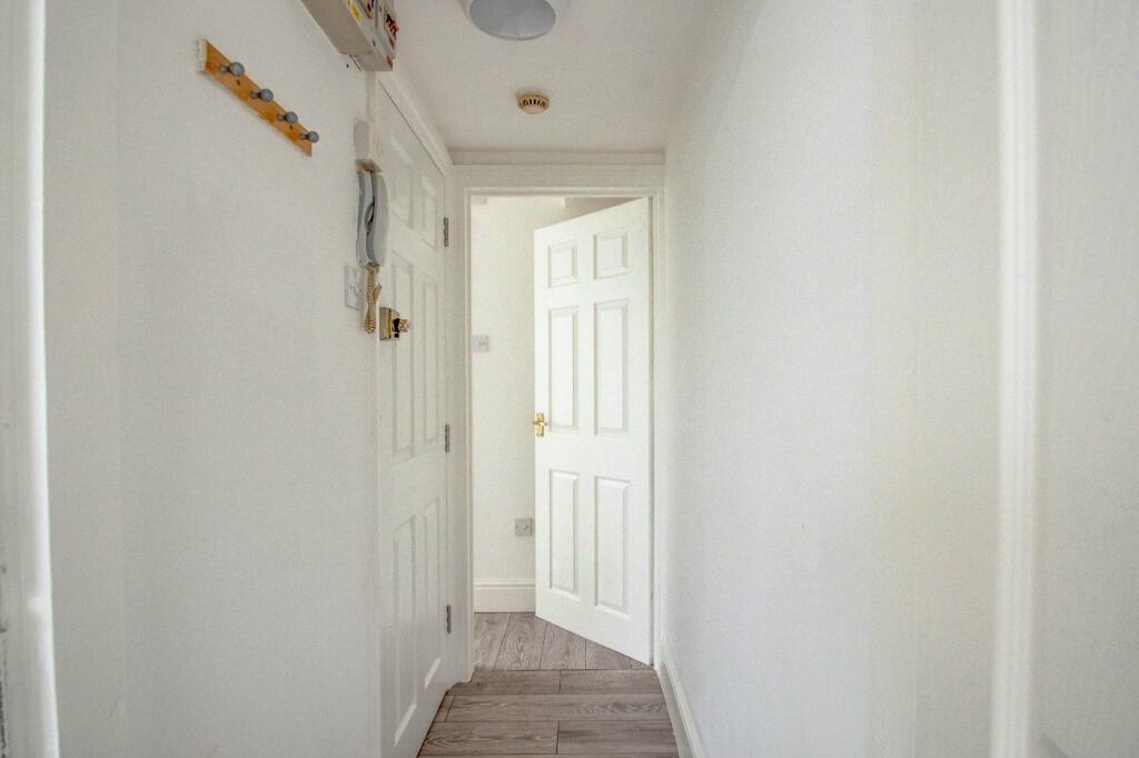 Additional property image - Rock Hill, Bromsgrove, Worcestershire, B61