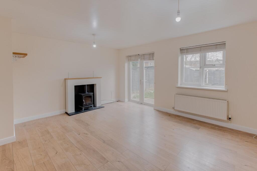 Additional property image - Stourbridge Road, Catshill, Bromsgrove, Worcestershire, B61