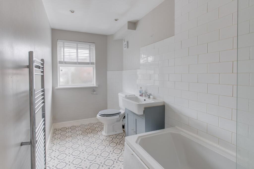 Additional property image - Stourbridge Road, Catshill, Bromsgrove, Worcestershire, B61