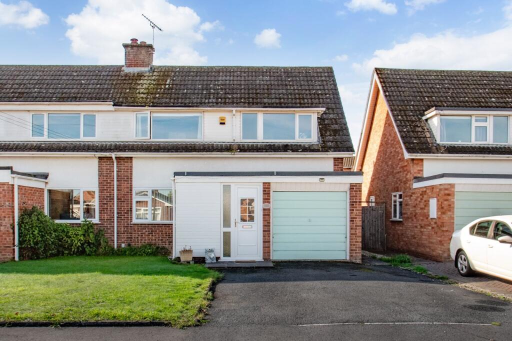 Main image of property: Shrawley Road, Fernhill Heath, Worcester, Worcestershire, WR3