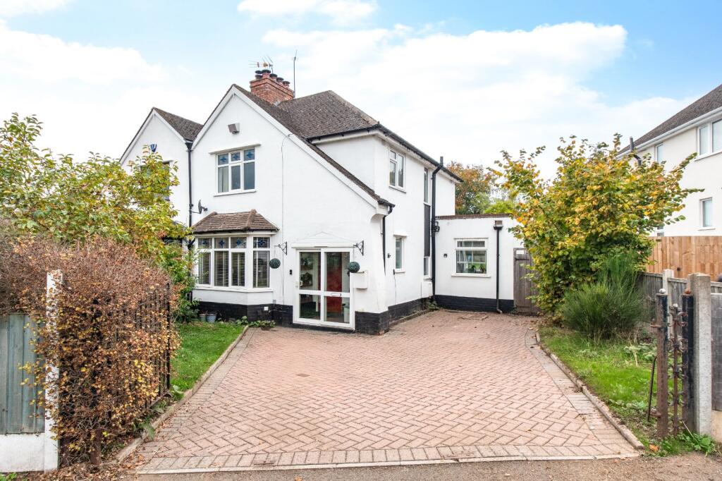 Main image of property: Oakfield Road, Kidderminster, Worcestershire, DY11