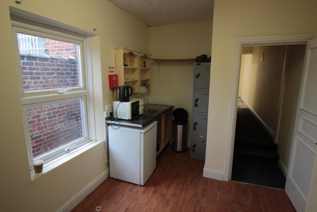 High street retail property to lease in 27 Laughton Road, Dinnington