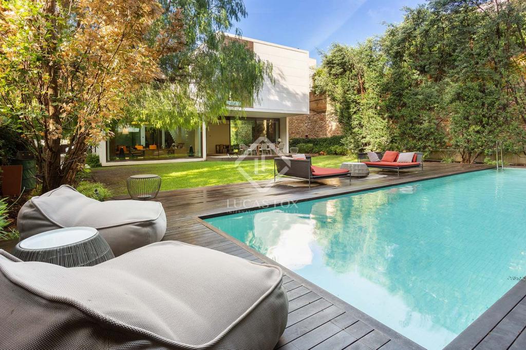 7 bedroom villa for sale in Spain, Barcelona, Barcelona City, Sant