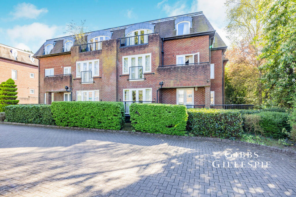 Main image of property: Eastbury Avenue, Northwood, HA6