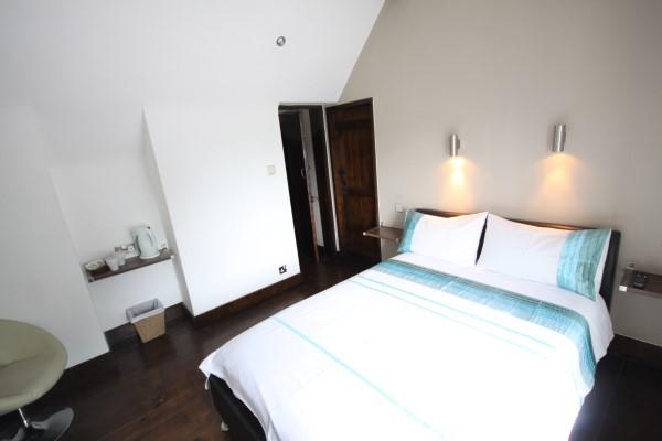 Additional property image - Yew Tree Cottage, Potters Hill, Bristol, BS40