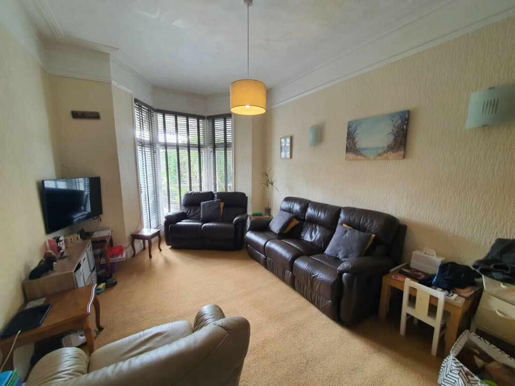 8 bedroom guest house for sale in Avron House, Windsor Road, Torquay