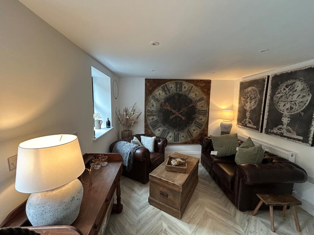 Main image of property: Queen Street, GILLINGHAM