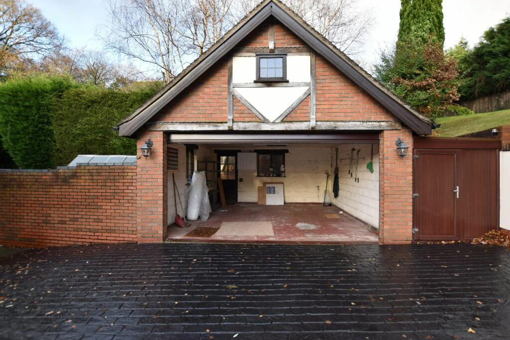 Additional property image - Applecross, Four Oaks, Sutton Coldfield