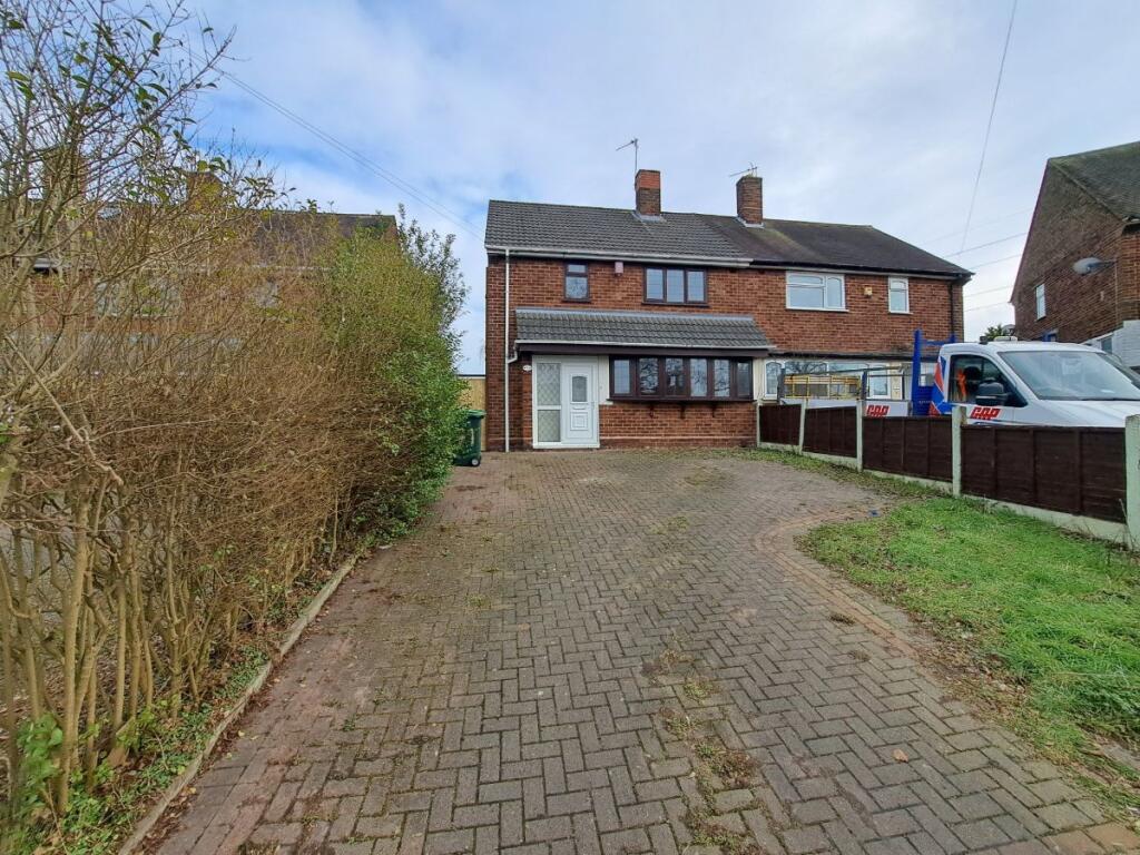 3 bedroom semi-detached house