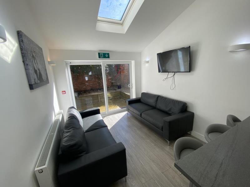 Main image of property: Chester Street, Room 5, Coventry, Cv1 4dj