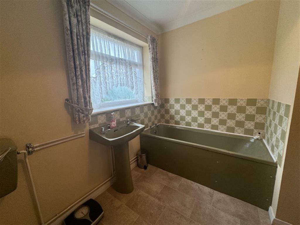 Additional property image - Willow Way, Hauxton, Cambridge