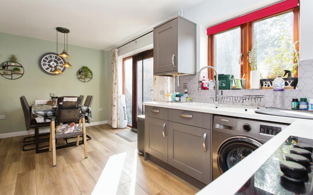 Additional property image - Chalk Hill, Stapleford, Cambridge