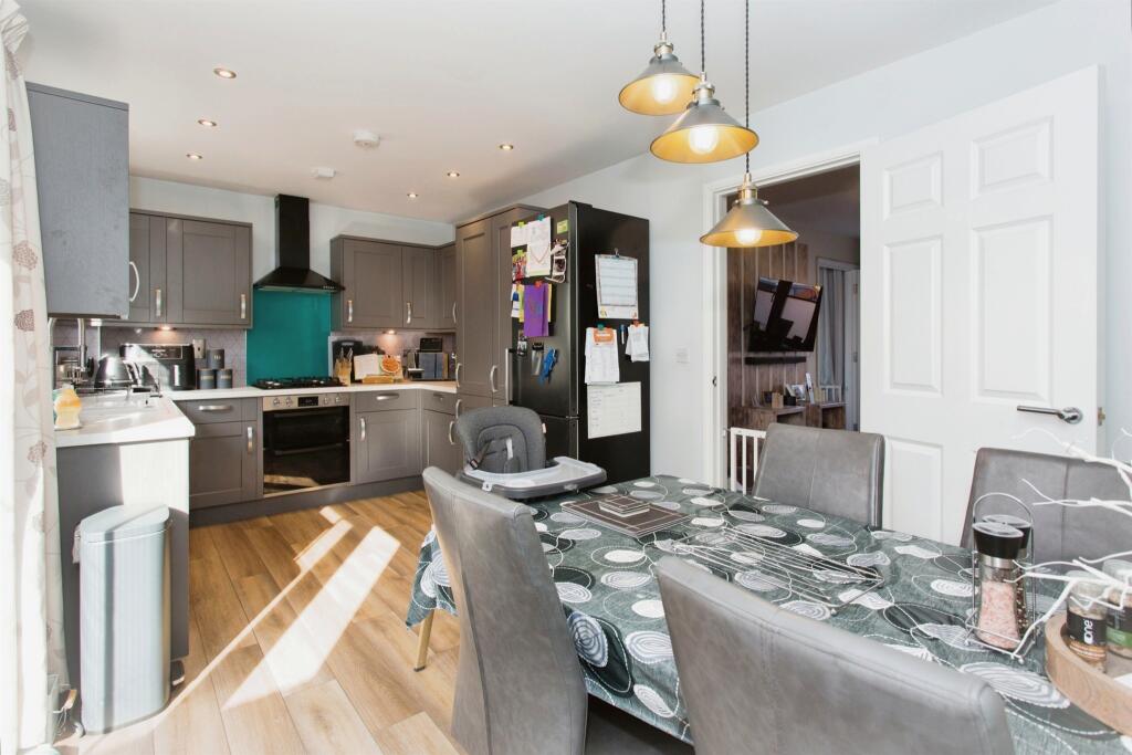 Additional property image - Chalk Hill, Stapleford, Cambridge