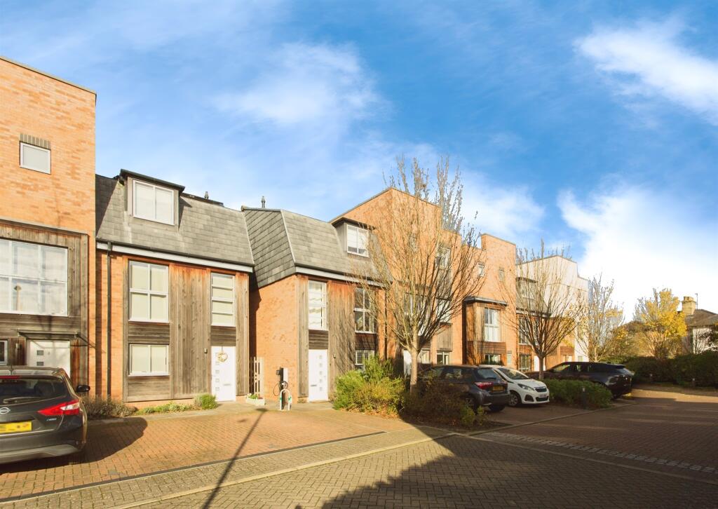 Main image of property: Trumpington Place, Trumpington, Cambridge