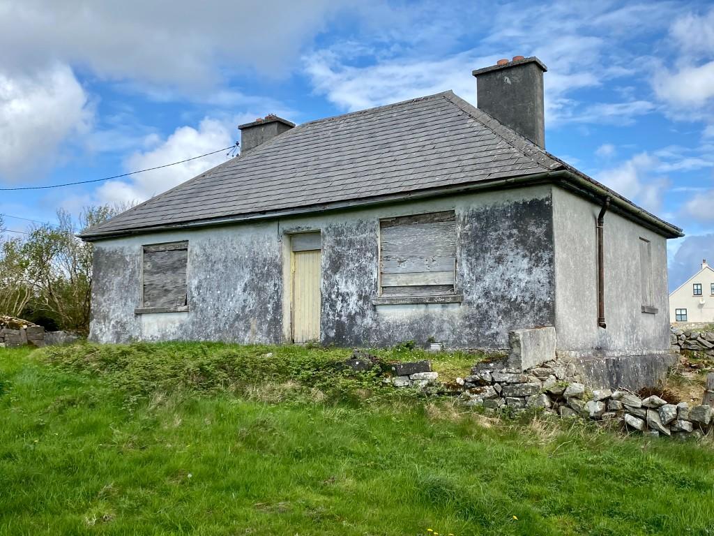 3 bedroom detached house for sale in Carraroe, Galway, Ireland