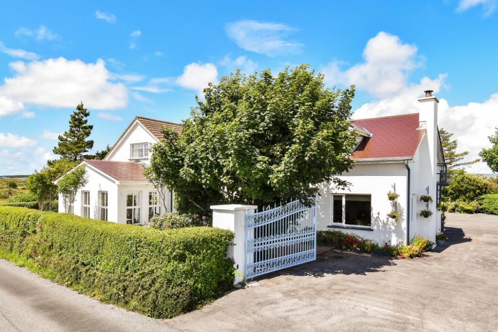 8 bedroom detached house for sale in Ballyconneely, Galway, Ireland