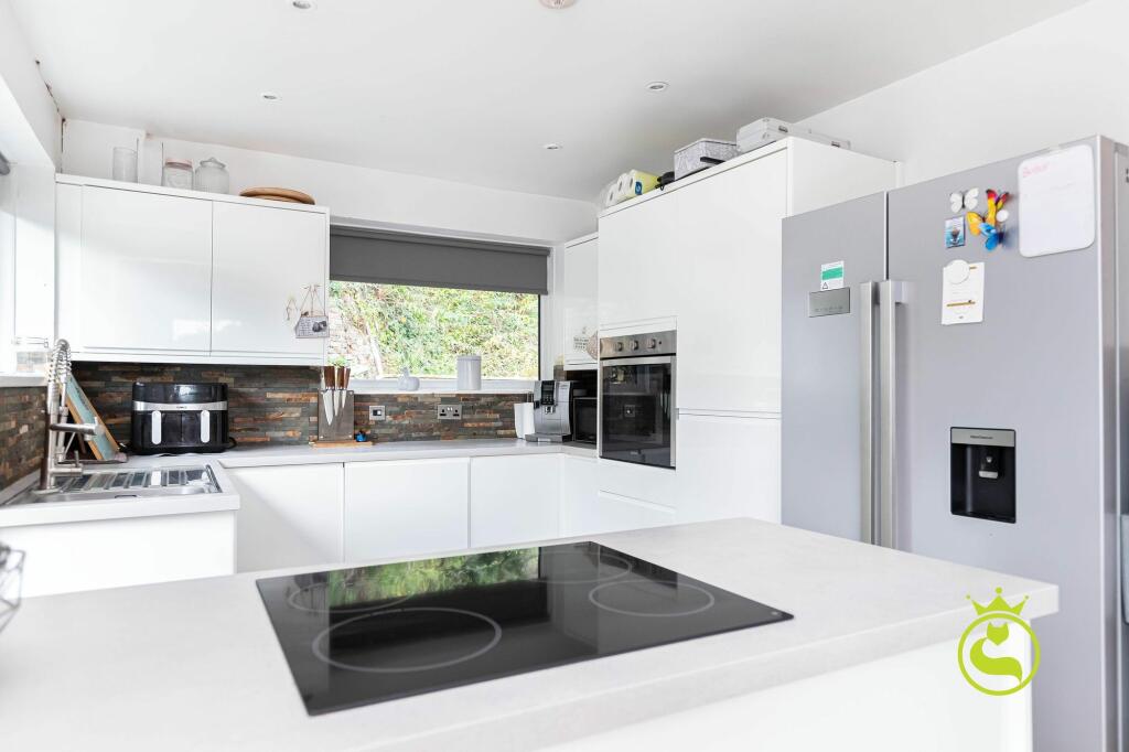 Additional property image - Yarmouth Close, Poole, BH12