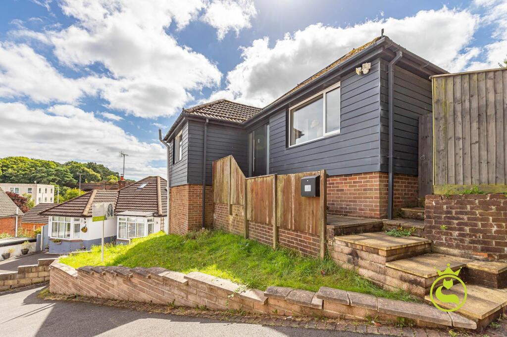 Additional property image - Yarmouth Close, Poole, BH12