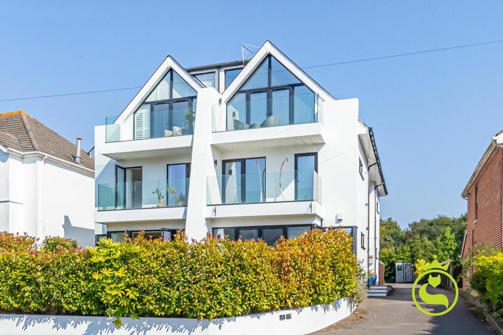 Additional property image - Town House- Cluster Views, Sandbanks Road, Whitecliff, Poole BH14
