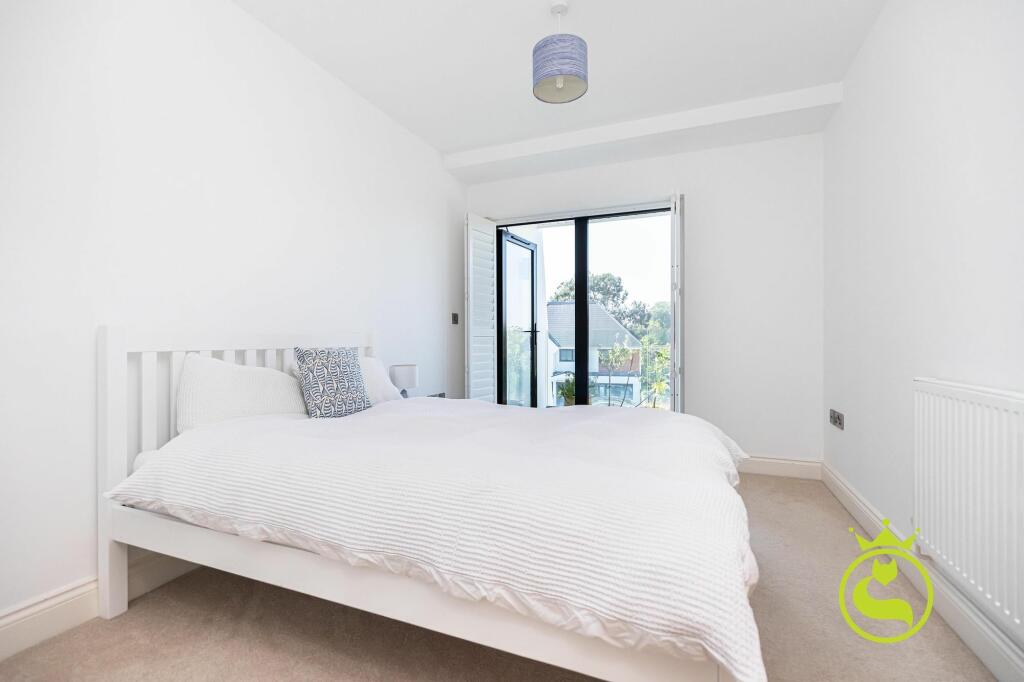 Additional property image - Town House- Cluster Views, Sandbanks Road, Whitecliff, Poole BH14