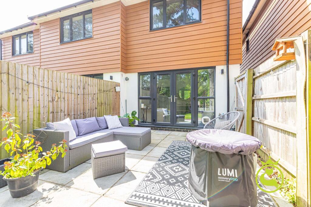 Main image of property: OFF ROAD POSITION Herbert Avenue, Parkstone, BH12