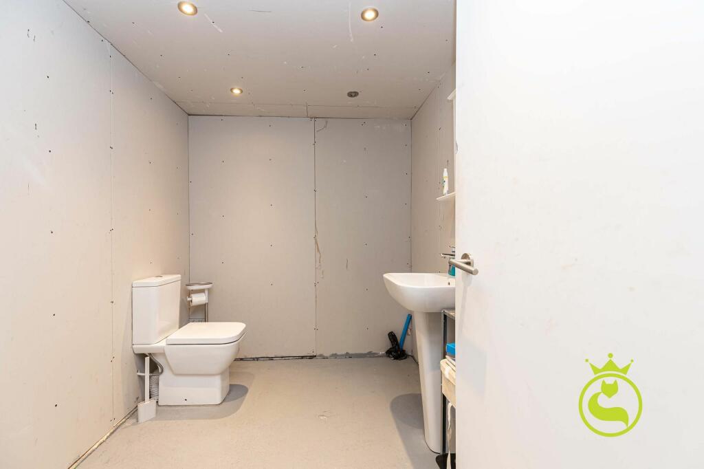 Additional property image - Alexandra Road, Poole, BH14