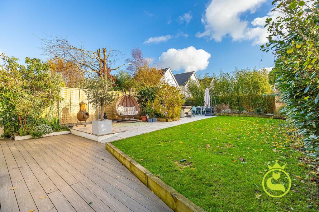 Additional property image - CLOSE TO HARBOURSIDE - Sherwood Avenue, Whitecliff, Poole BH14
