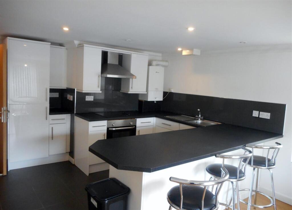 Main image of property: Richmond Road, Cardiff