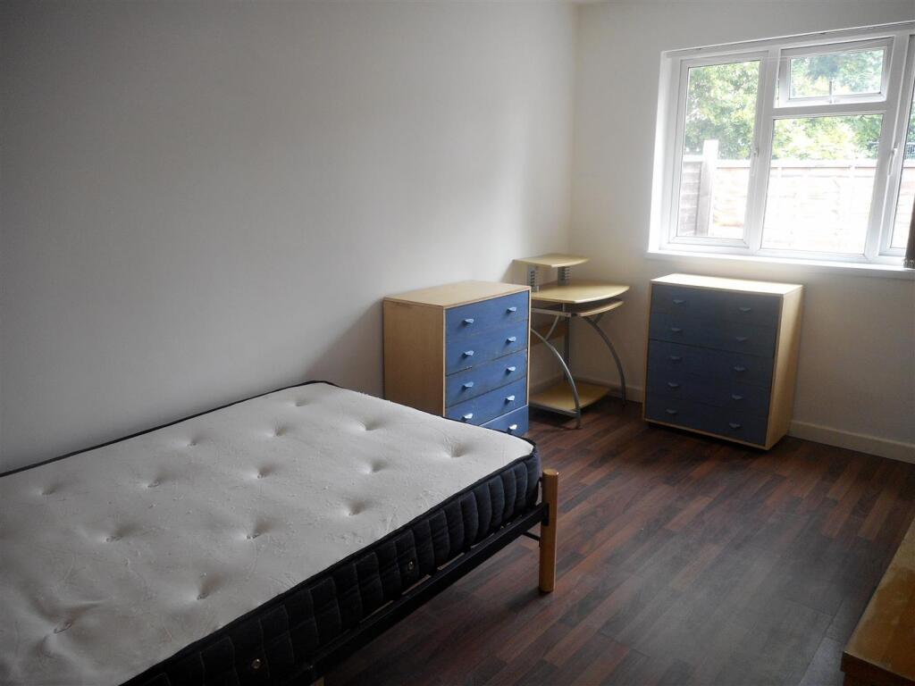 Additional property image - Gordon Road, Cardiff