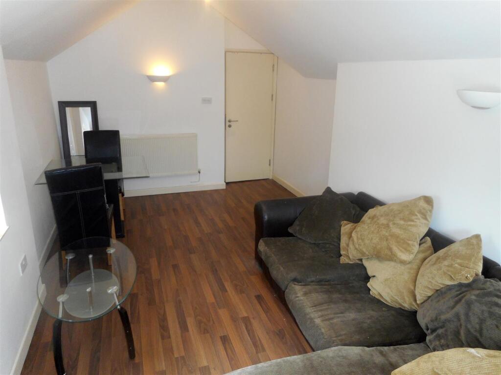 Additional property image - Gordon Road, Cardiff