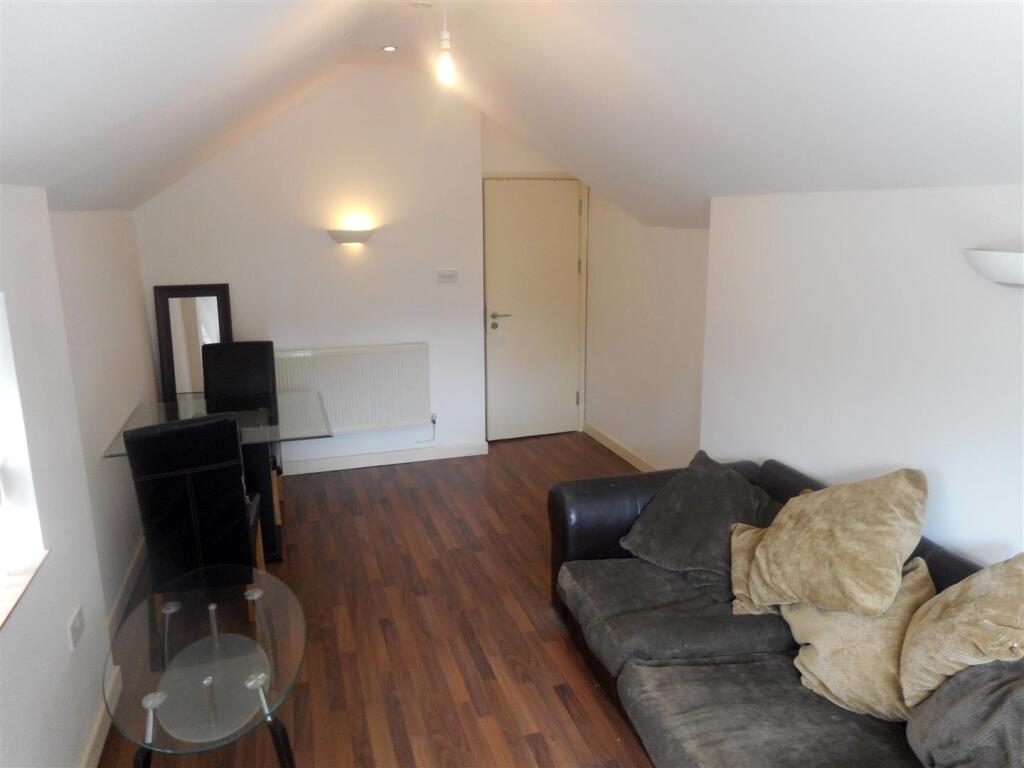 Additional property image - Gordon Road, Cardiff