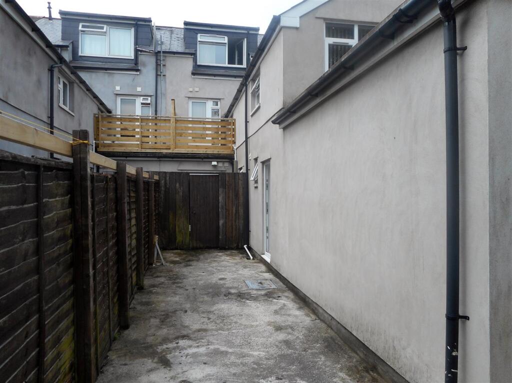 Additional property image - Gordon Road, Cardiff