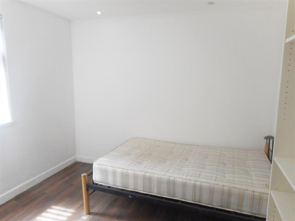 Additional property image - Gordon Road, Cardiff