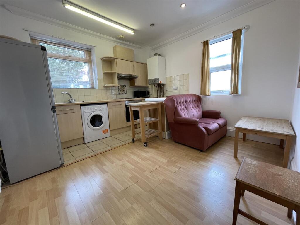 Main image of property: Pen-Y-Lan Place, Cardiff