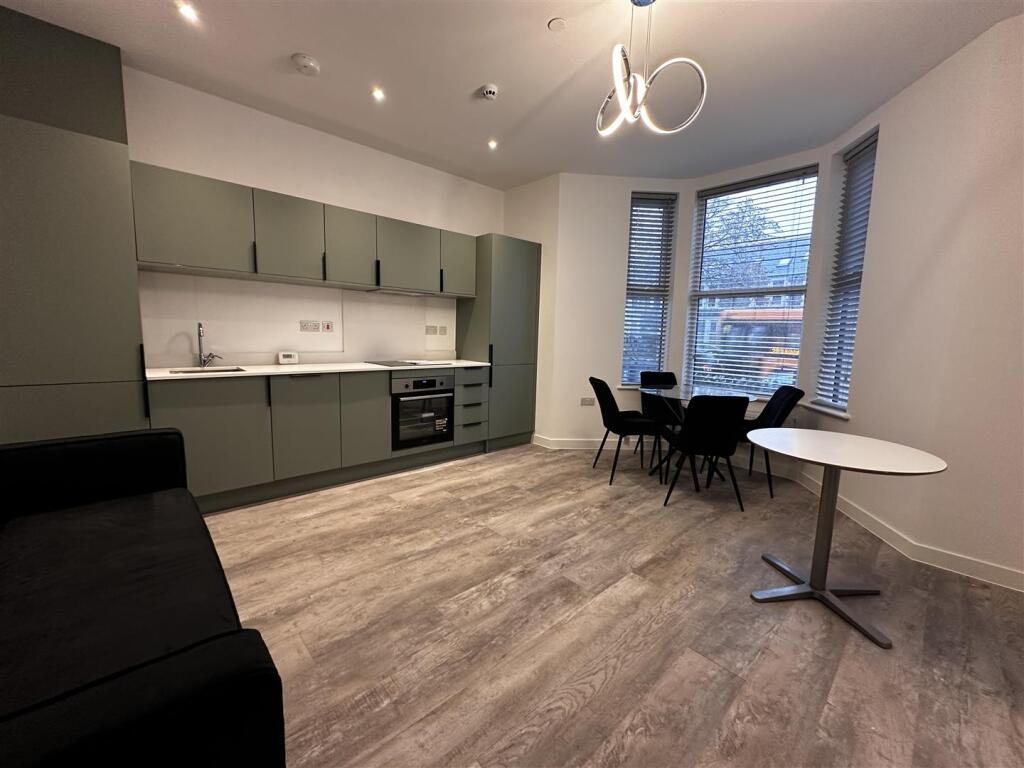 Main image of property: Flat 1, Richmond Road, Cardiff