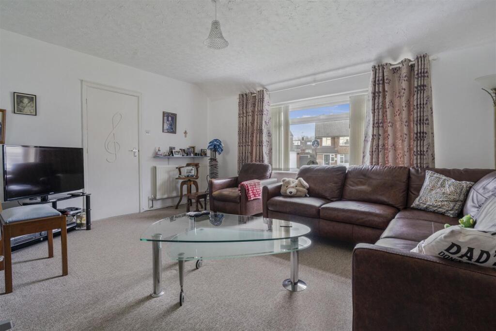 Main image of property: Silverhurst Drive, Tonbridge
