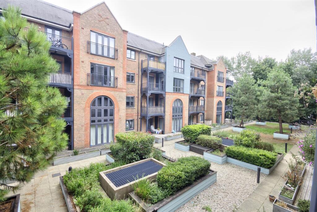 Main image of property: Cannons Wharf, Tonbridge