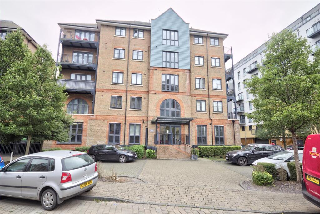 Main image of property: Cannons Wharf, Tonbridge