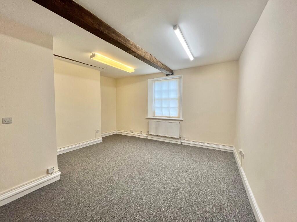 Main image of property: 2 White Hart Street, Thetford, Norfolk, IP24