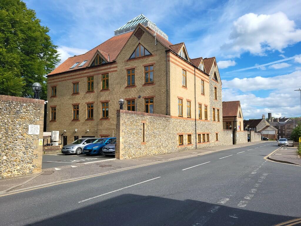 Office to lease in St. Nicholas Street, Thetford, Norfolk, IP24