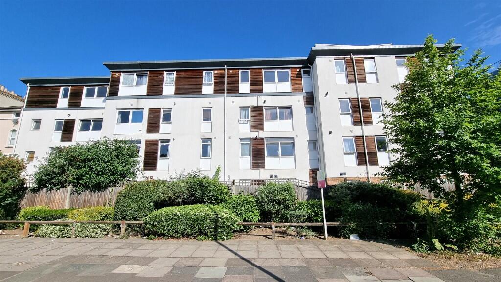 Main image of property: Weighton Road, London, SE20