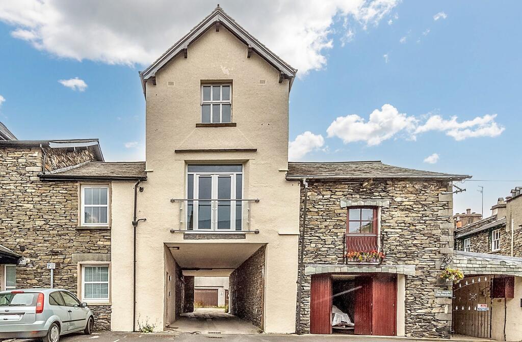 Main image of property: Club Cottage, North Terrace, Bowness on Windermere