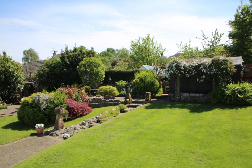 2 bedroom cottage for sale in Llanrhidian, Swansea, SA3