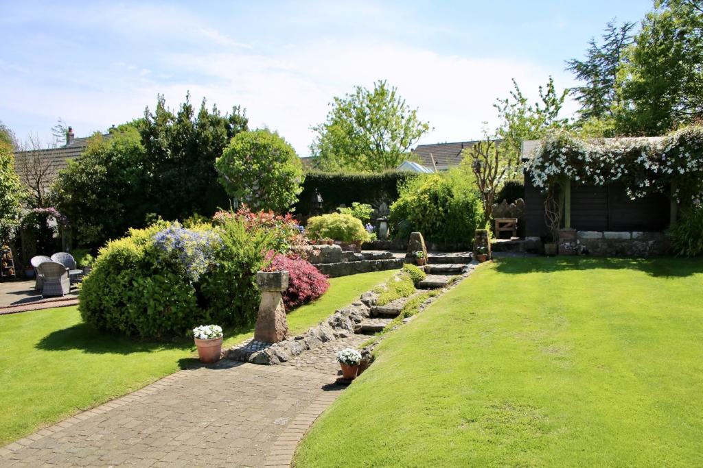 2 bedroom cottage for sale in Llanrhidian, Swansea, SA3